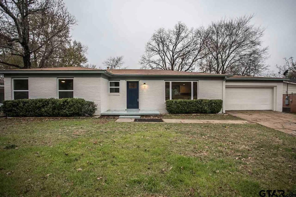 1500 1500 Crockett, Tyler, TX 75701 - photo 1