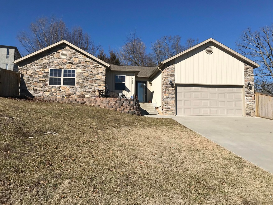 133 Thunder Ridge Ct, Branson, MO 65616 - photo 1