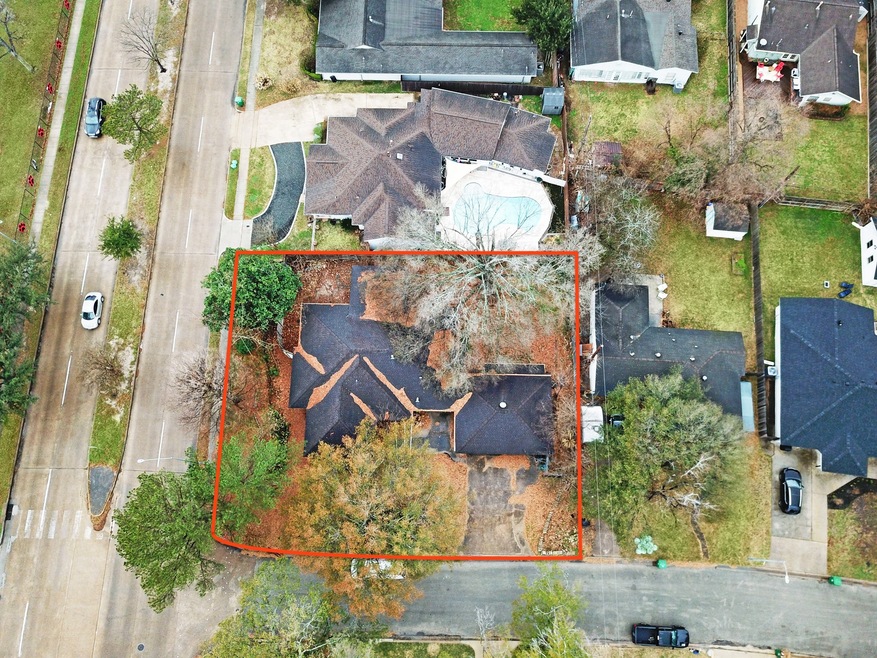 1440 W 43rd St, Houston, TX 77018 - photo 1