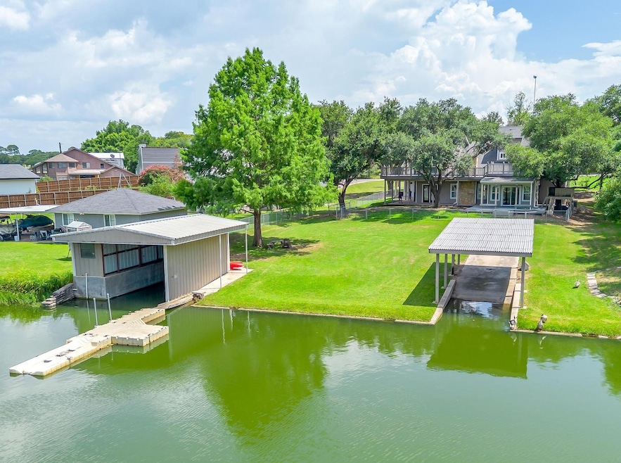 For Sale $1,150,000 • Co-Listing Agent