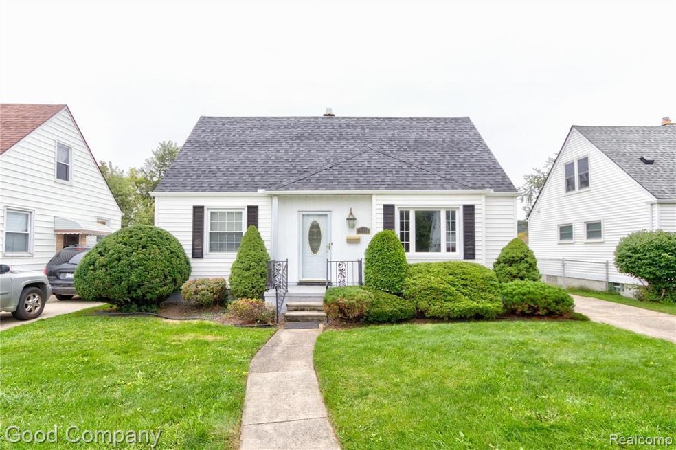 25710 Wiseman St, Roseville, MI 48066 - photo 1