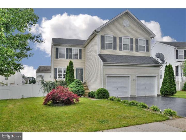 6 Hemingway Ln, Columbus, NJ 08022 - photo 1