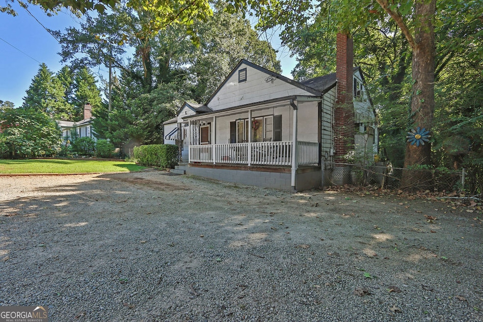 Pending $329,000 • Co-Listing Agent
