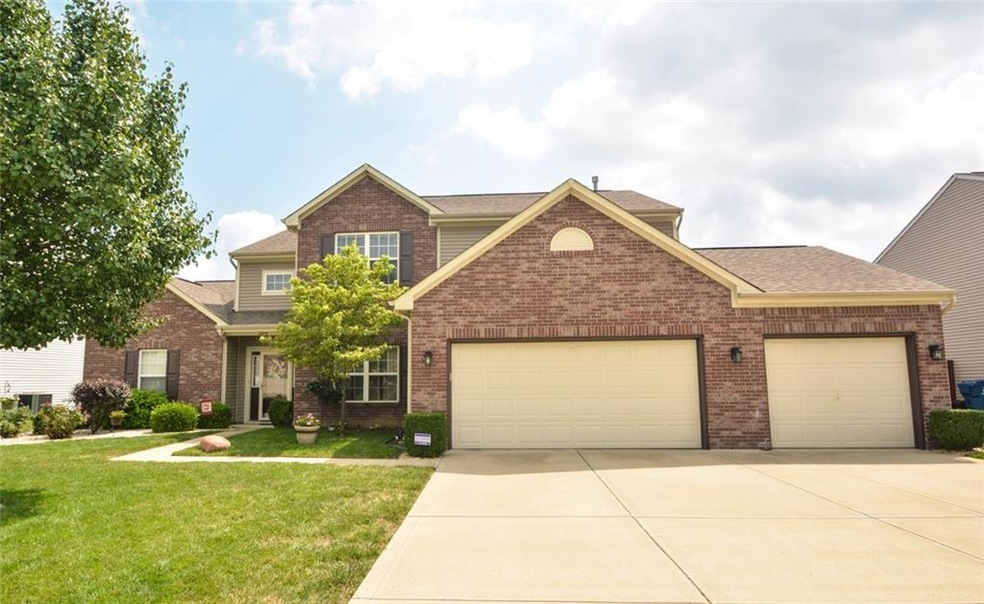 12041 Raiders Blvd, Fishers, IN 46037 - photo 1