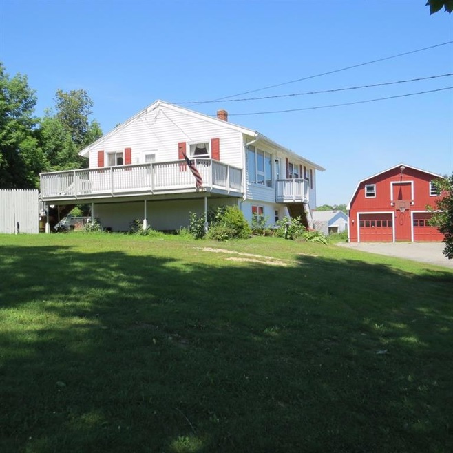 631 High St, West Gardiner, ME 04345 - photo 1