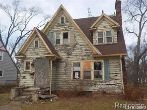 1002 Hamilton 1.jpg