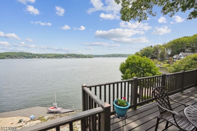 11B Wildwood Shores Dr, Hopatcong, NJ 07843 - photo 1