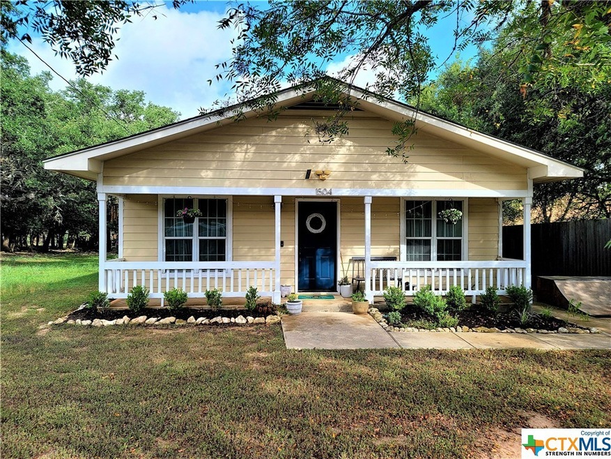 1504 Delmar St, San Marcos, TX 78666 - photo 1