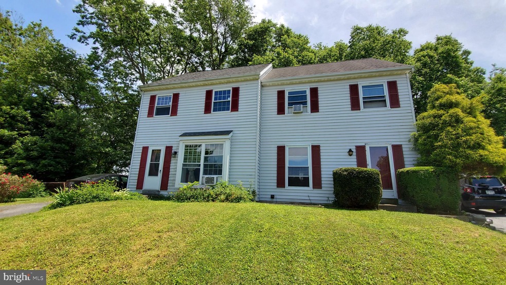 2033 Aspen Ln, Columbia, PA 17512 - photo 1