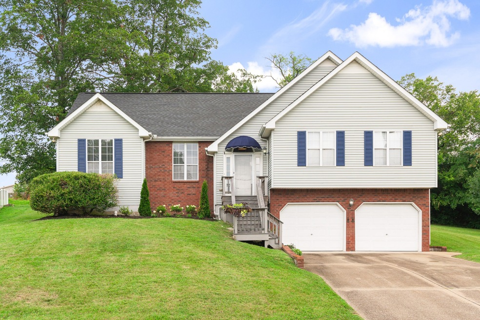 Sold $439,900 • Co-Listing Agent