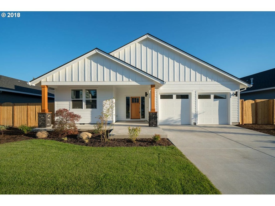 980 SW 14th Cir, Troutdale, OR 97060 - photo 1