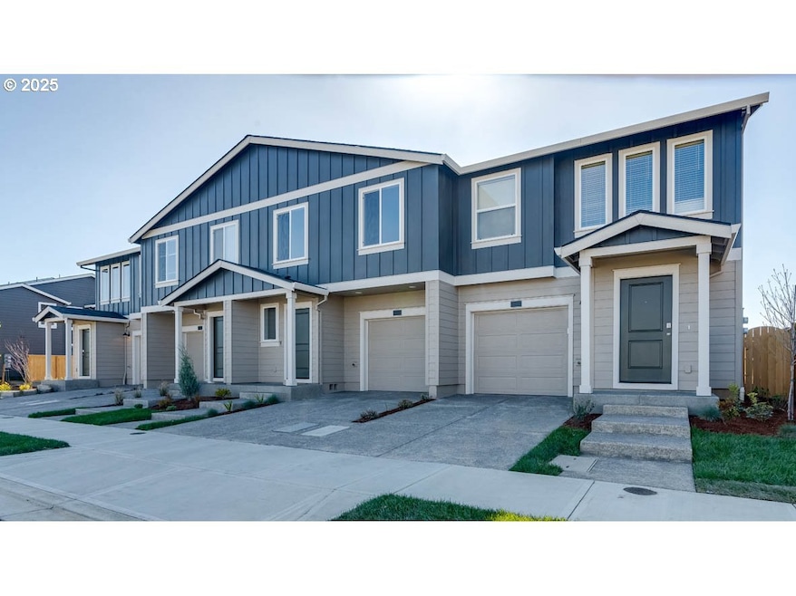 1439 SE Pheasant Ave, Gresham, OR 97080 - photo 1