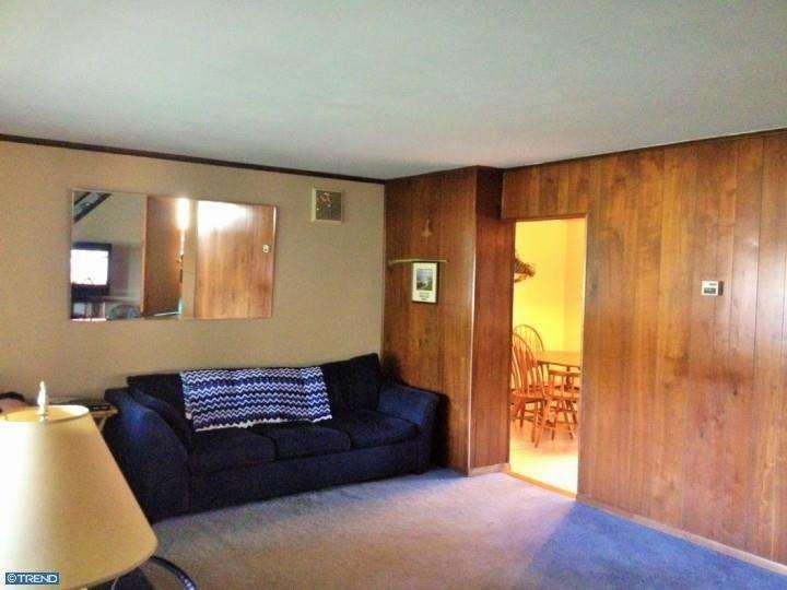 11 Quarter Turn West Rd, Levittown, PA 19057 - photo 1