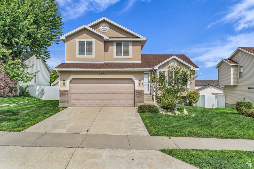 5752 W Bonica Ln, Herriman, UT 84096 - photo 1