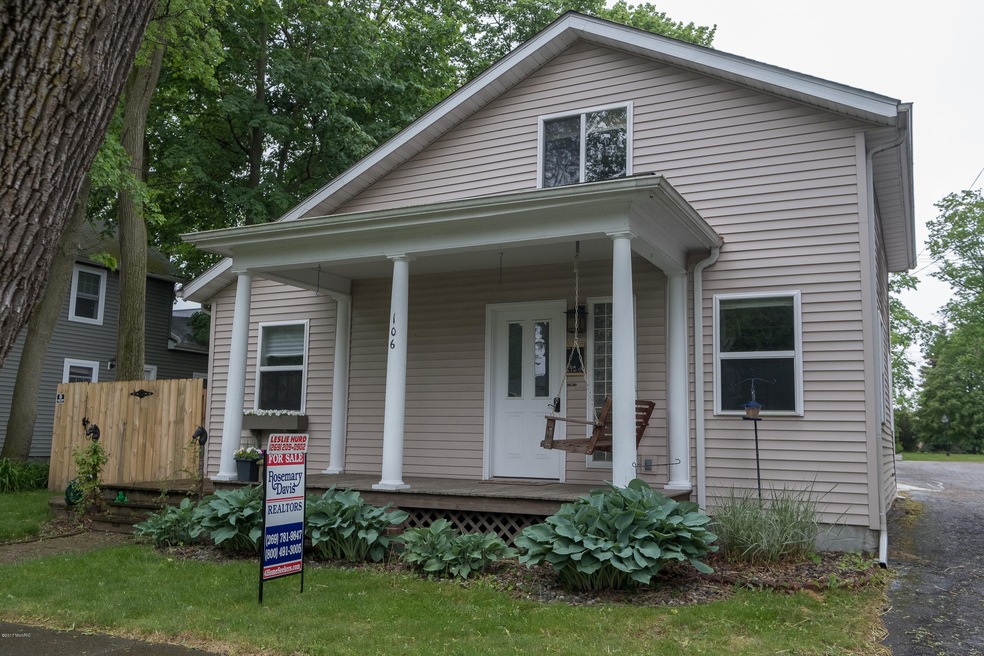 106 S Marshall Ave, Marshall, MI 49068 - photo 1