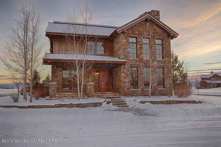 735 Jasmine Ave, Driggs, ID 83422 - photo 1