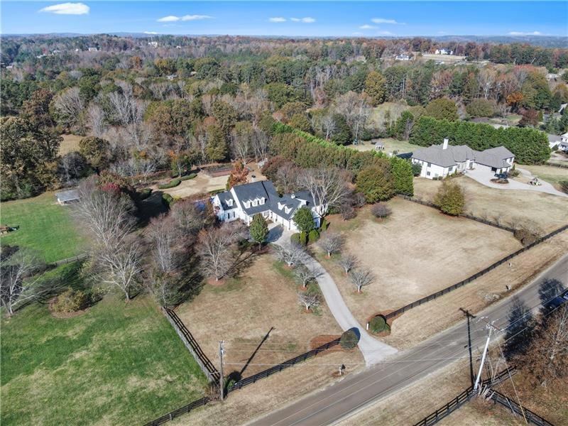 13720 Brittle Rd, Alpharetta, GA 30004 - photo 1