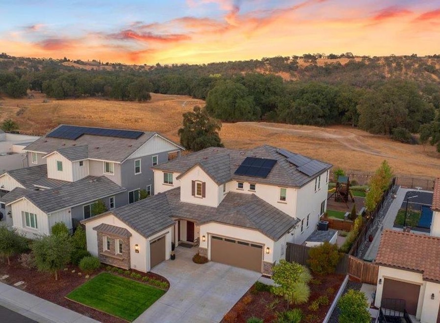 Sold $1,250,000 • Co-Listing Agent