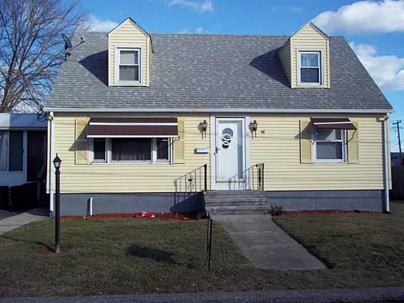 10 Grand View Ave, Johnston, RI 02919 - photo 1