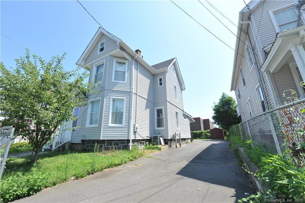 228 Bunnell St, Bridgeport, CT 06607 - photo 1