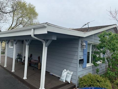 520 Apache Ave, Carpentersville, IL 60110 - photo 1