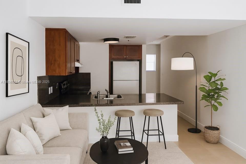 1020 SW 4th St unit 103, Miami, FL 33130 - photo 1