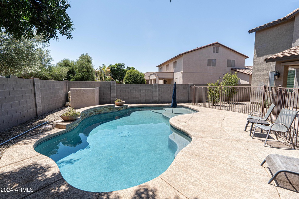 543 W Leatherwood Ave, San Tan Valley, AZ 85140 - photo 1