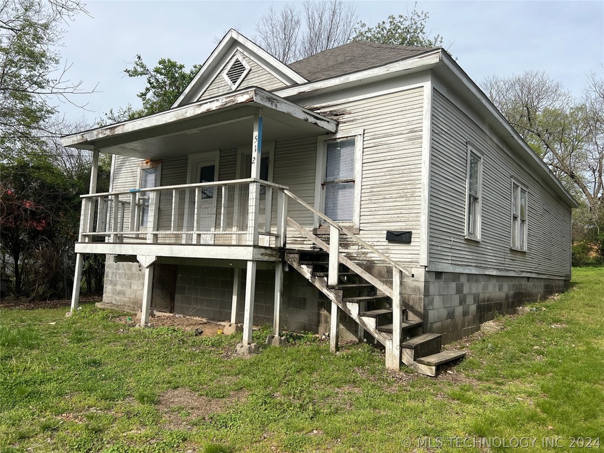 512 S Mission Ave, Tahlequah, OK 74464 - photo 1