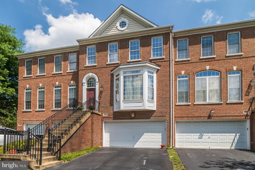 4043 Stewarts Bridge Ct, Fairfax, VA 22033 - photo 1