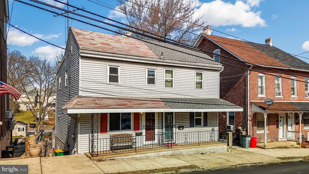 225 New St, Spring City, PA 19475 - photo 1