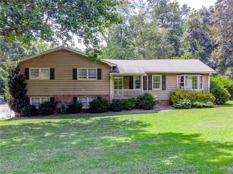 144 Chickasaw Run, Woodstock, GA 30188 - photo 1