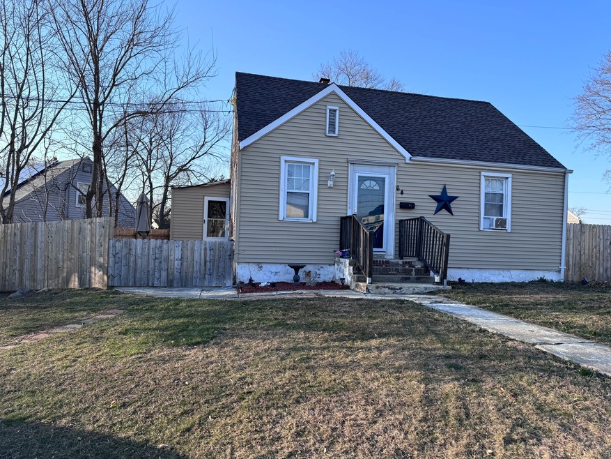 64 Barbara St, Waterbury, CT 06704 - photo 1