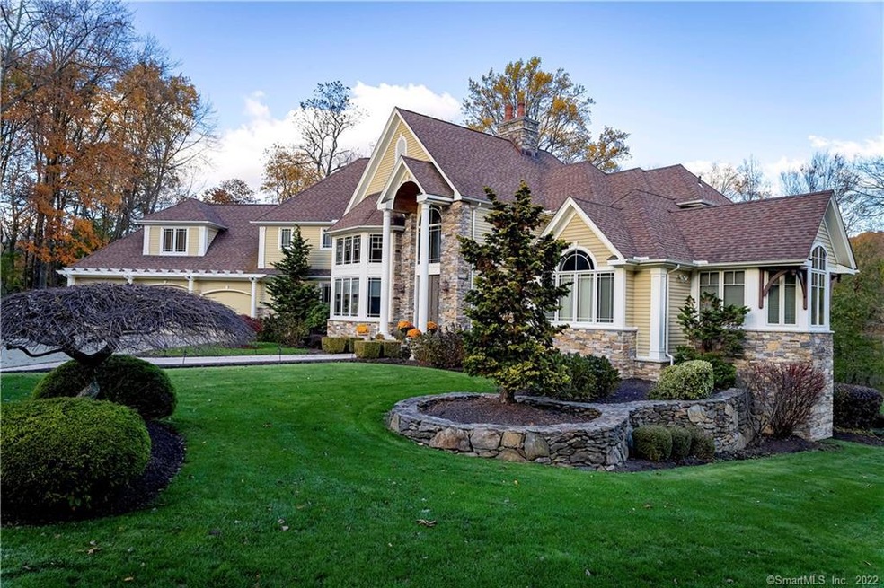 17 Blackhawk Rd, Trumbull, CT 06611 - photo 1