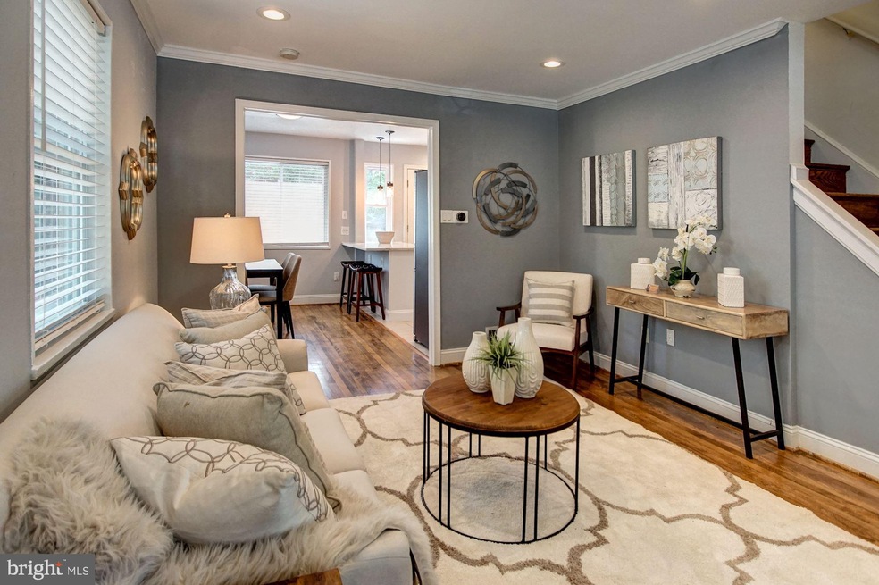 5707 Fenwick Dr, Alexandria, VA 22303 - photo 1