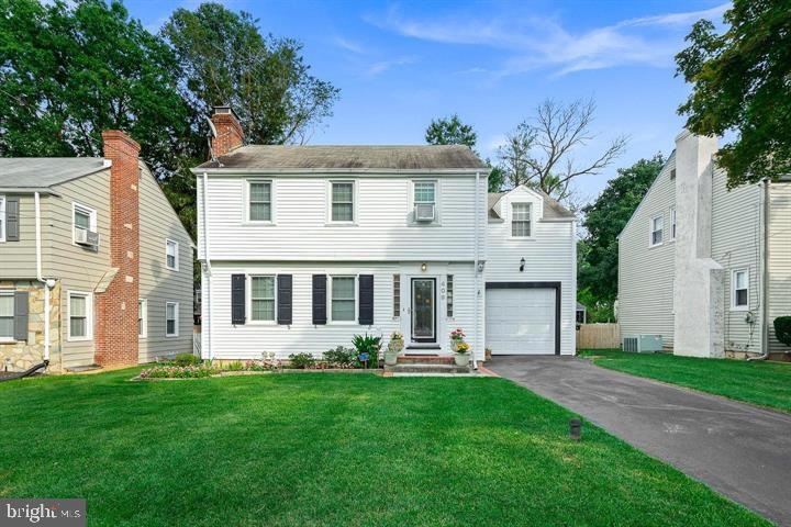 409 Sutherland Rd, Ewing, NJ 08618 - photo 1