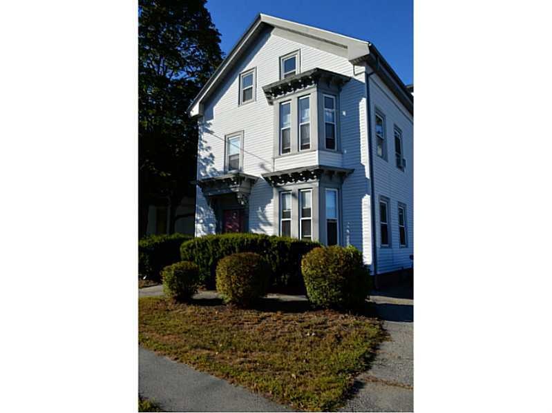 27 Kilvert St unit 3, Warwick, RI 02886 - photo 1