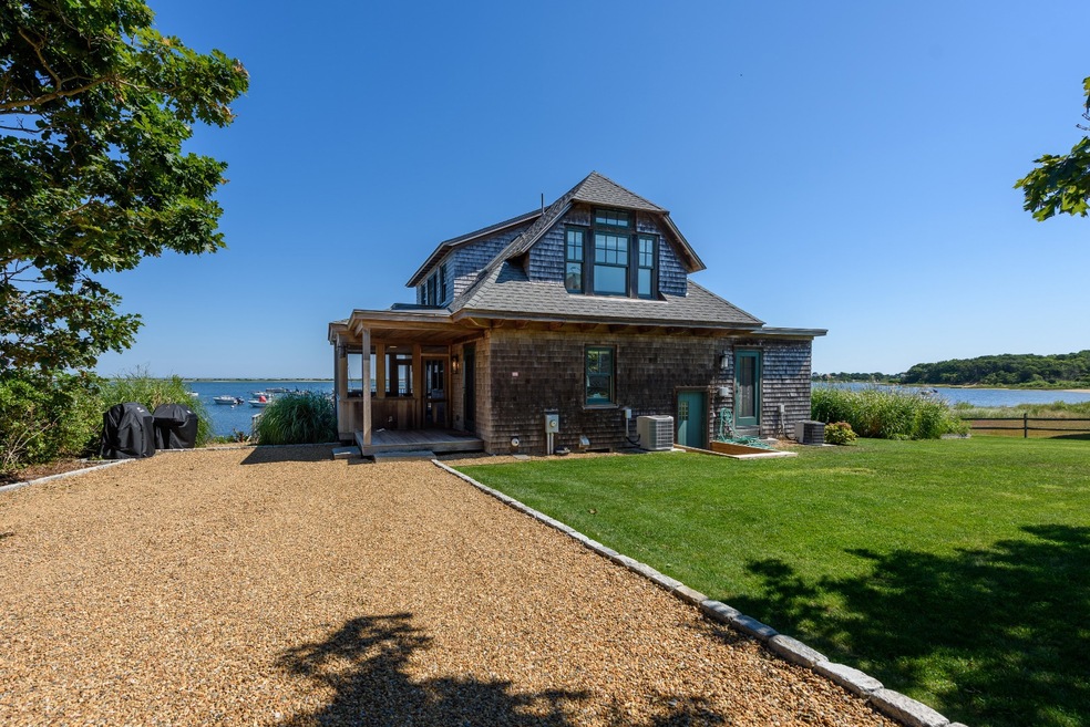25 The Blvd, Edgartown, MA 02539 - photo 1