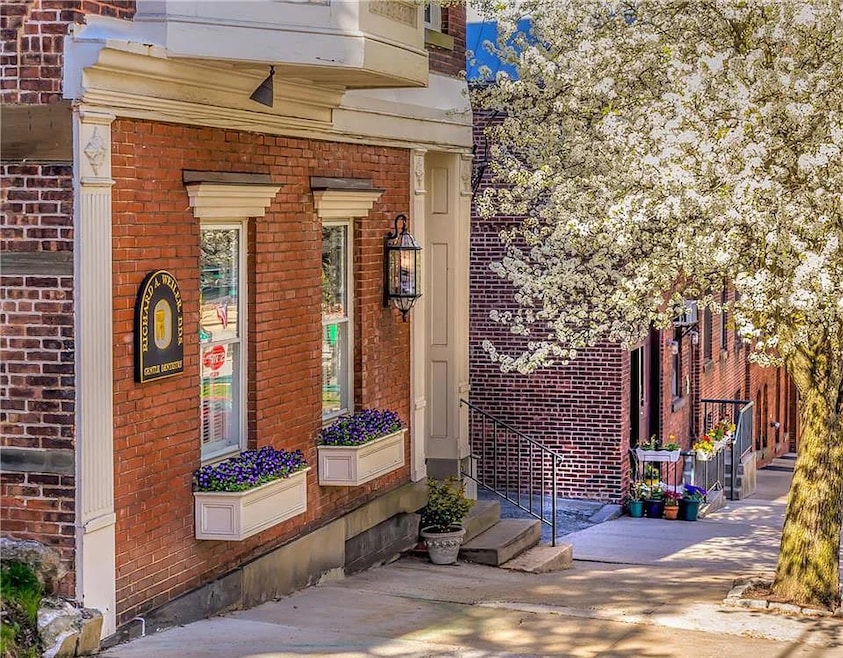 12 Main St unit 3, Irvington, NY 10533 - photo 1