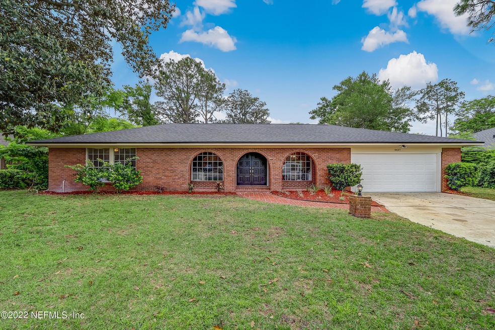 4437 Shiloh Ln, Jacksonville, FL 32210 - photo 1