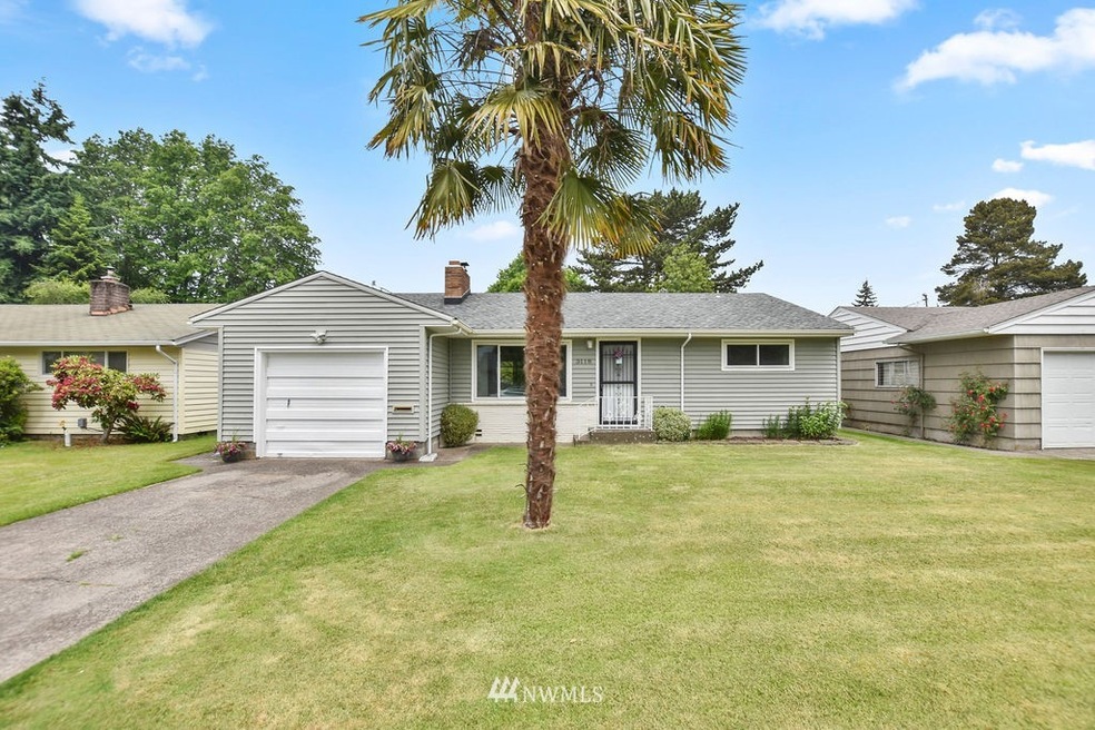 3118 Maple St, Longview, WA 98632 - photo 1