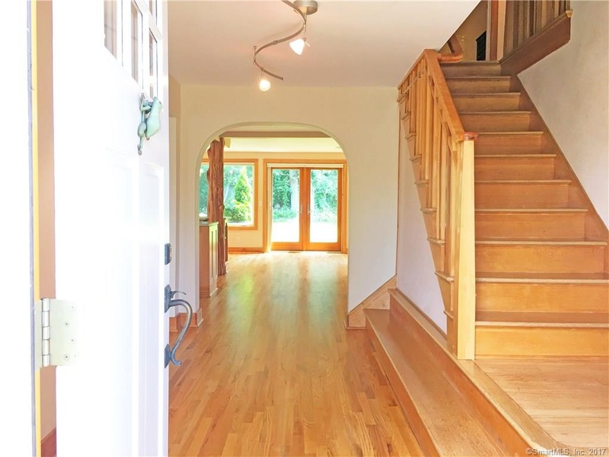 8 Bauer Place, Westport, CT 06880 - photo 1