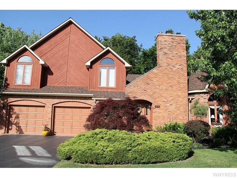 Exterior Front. Welcome home to 6365 Woodland Ct. 