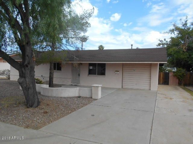 Front of home  (1)