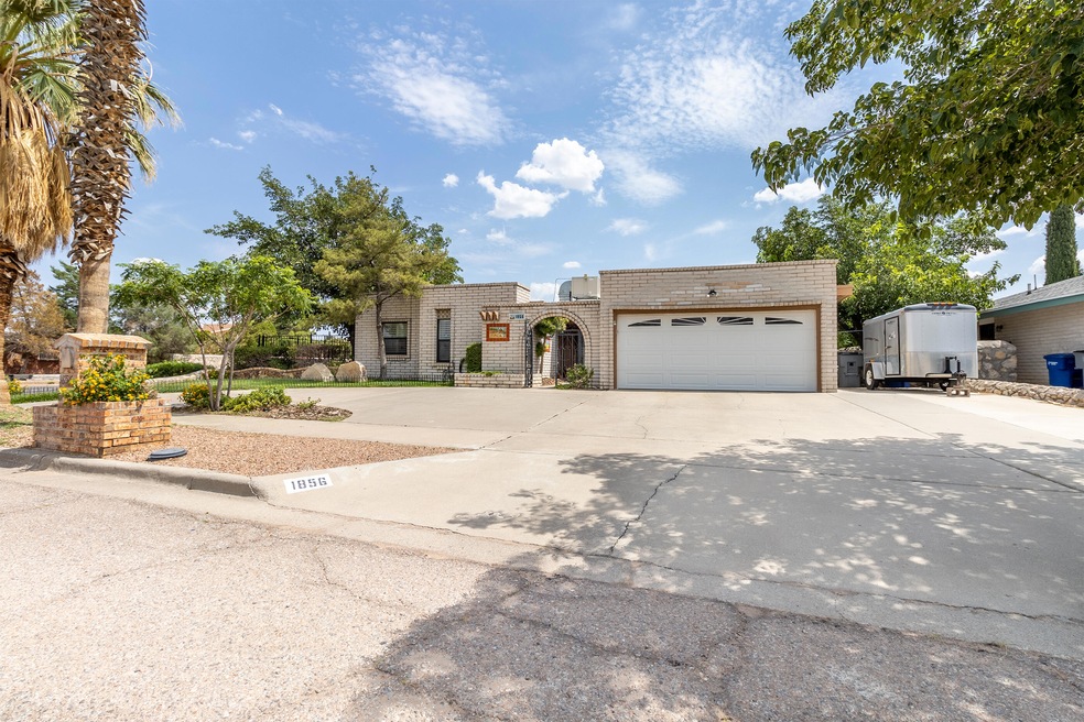 1856 Octubre Dr, El Paso, TX 79935 - photo 1