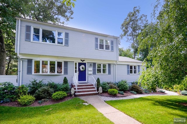 12 Shelby Ave, Paramus, NJ 07652 - photo 1