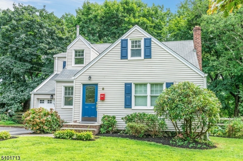 8 Maple Way, Mountain Lakes, NJ 07046 - photo 1