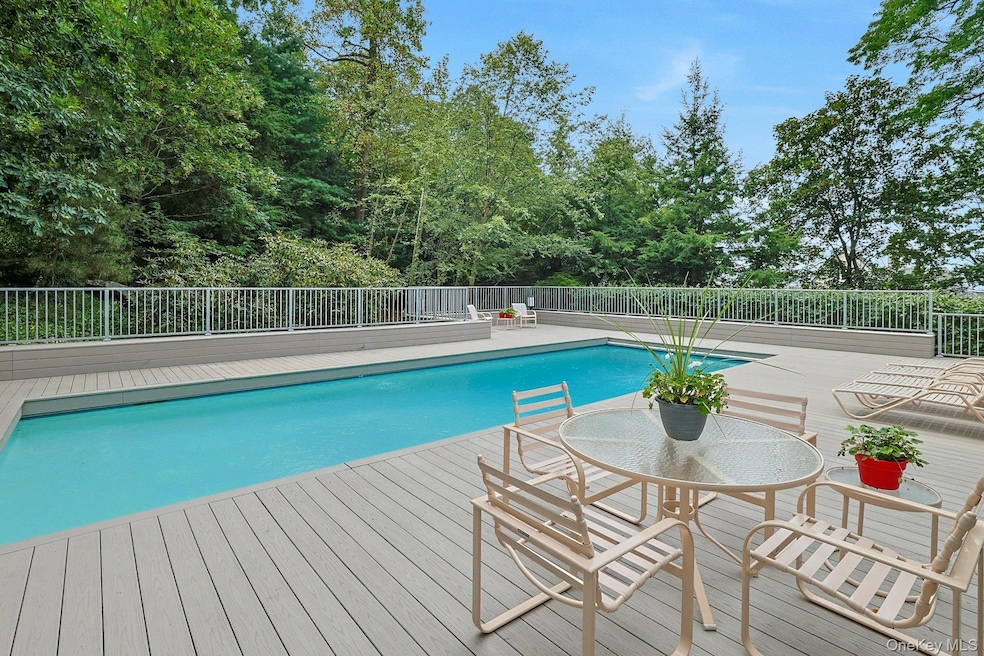 152 Tower Hill Rd, Briarcliff Manor, NY 10510 - photo 1