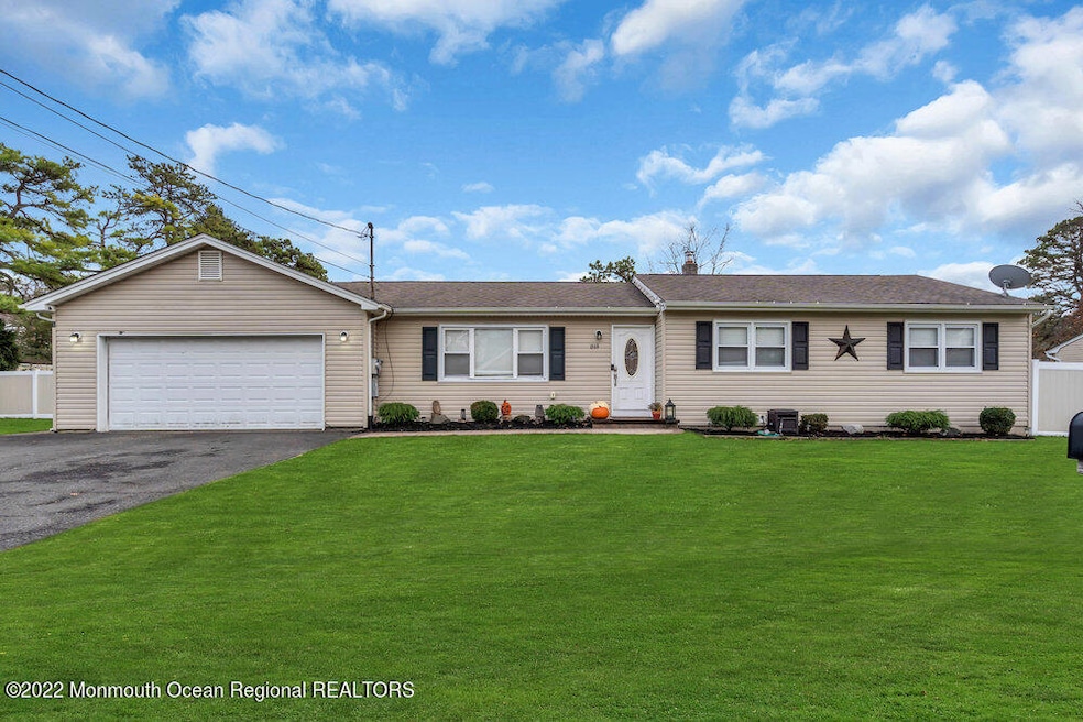 1516 9th Ave, Toms River, NJ 08757 - photo 1