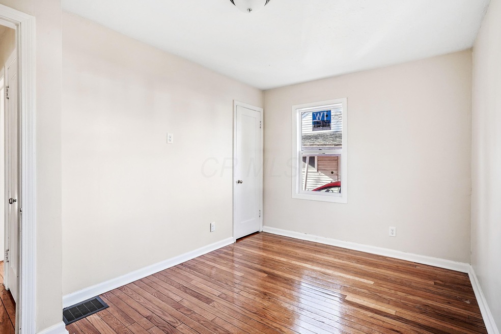 1327 Pauline Ave, Columbus, OH 43224 - photo 1