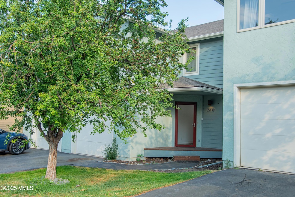 Pending $725,000 • Co-Listing Agent